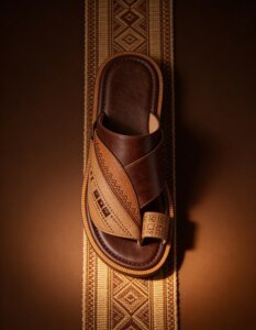 جلسة تصوير منتج أحذية رجالي فاخر